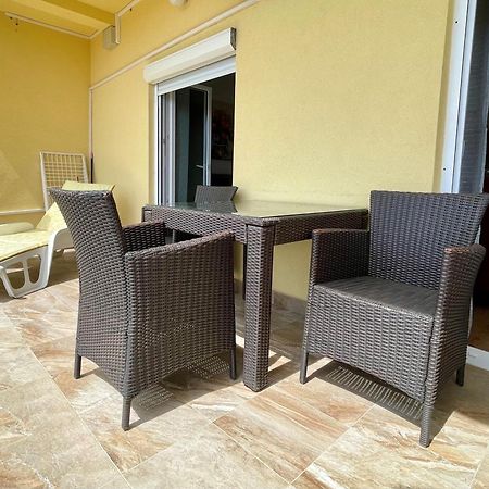 Apartments Bosiljka Rab Town Bagian luar foto