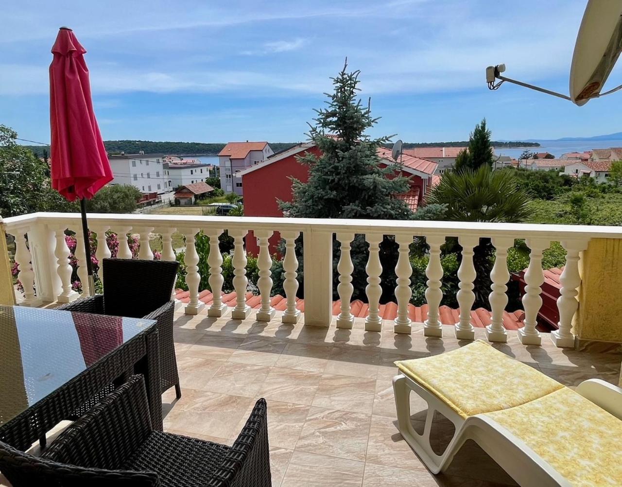 Apartments Bosiljka Rab Town Bagian luar foto