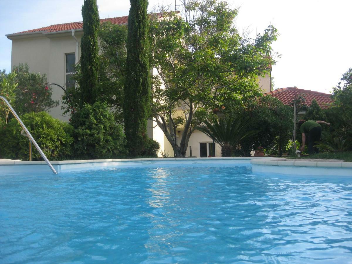 Apartments Bosiljka Rab Town Bagian luar foto